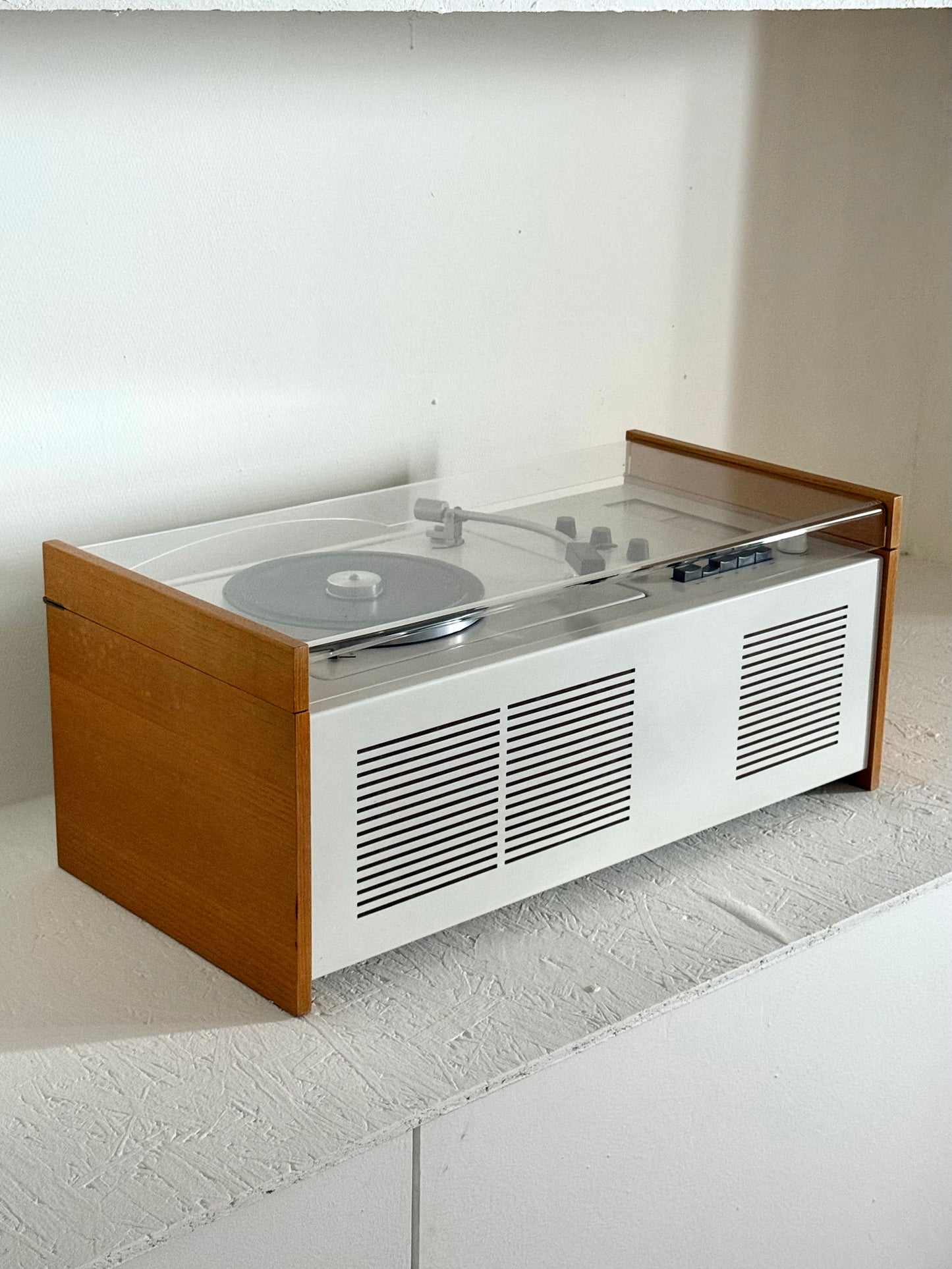 Braun SK55 Radio en Platenspeler door Dieter Rams en Hans Gugelot