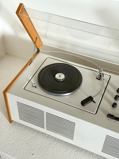 Braun SK55 Radio en Platenspeler door Dieter Rams en Hans Gugelot