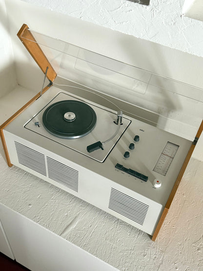 Braun SK55 Radio en Platenspeler door Dieter Rams en Hans Gugelot