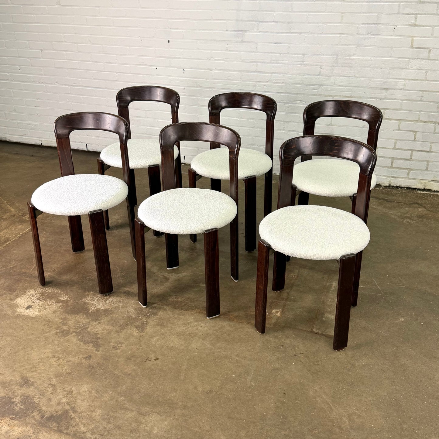 Set van twee Bruno Rey stoelen in donkerbruin met wit