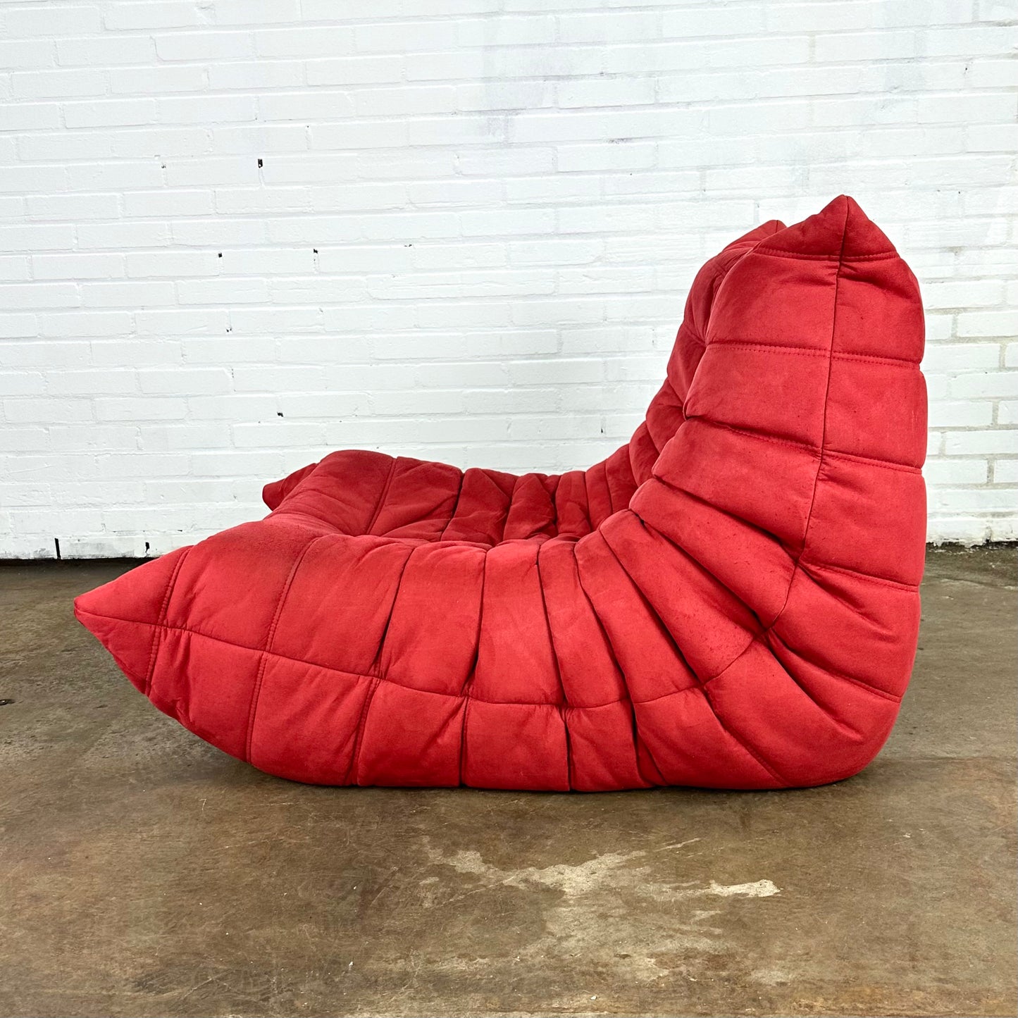 Ligne Roset Togo 1-zit in Goya Red