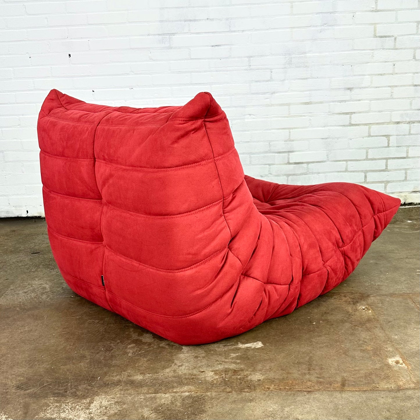 Ligne Roset Togo 1-zit in Goya Red