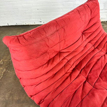 Ligne Roset Togo 2-zit in Goya Red