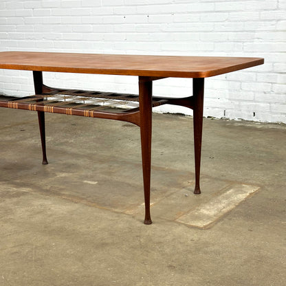 Vintage teakhouten salontafel met rotan