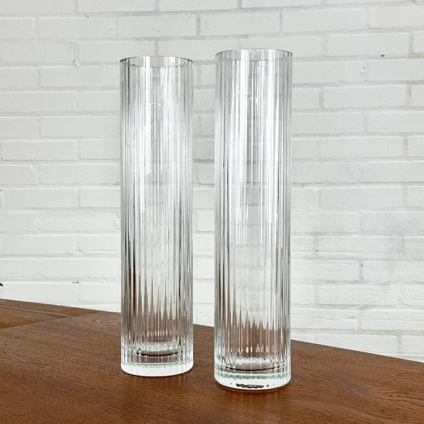 Cilindervormige glazen vazen set