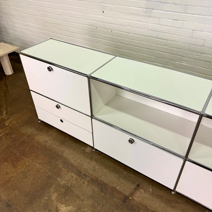 Wit metalen design dressoir