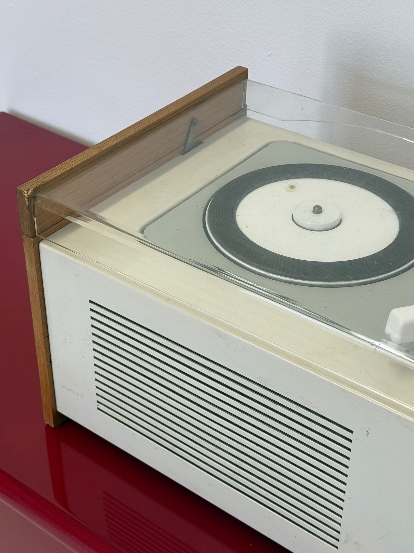 Braun SK6 Radio en Platenspeler door Dieter Rams en Hans Gugelot