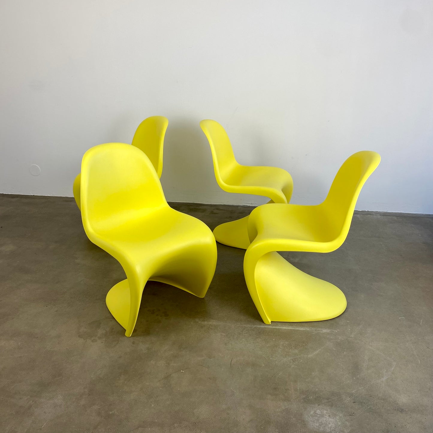 panton-chair-ontworpen-door-verner-panton-voor-vitra