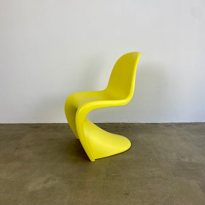 panton-chair-ontworpen-door-verner-panton-voor-vitra