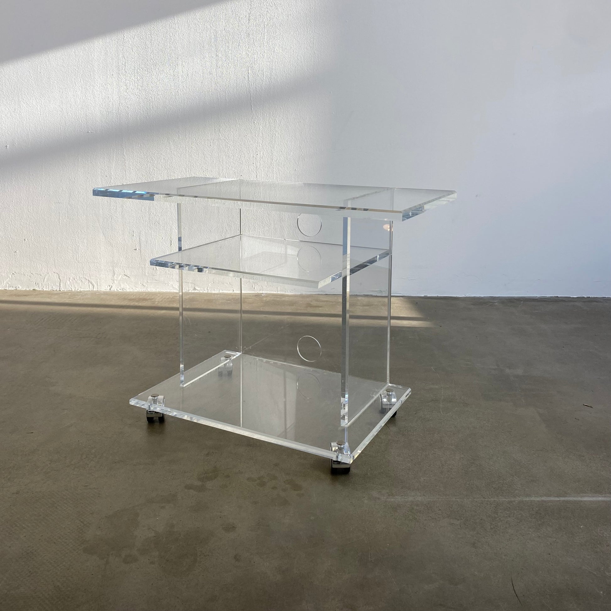 plexiglas-trolley-tv-platenspeler-meubel