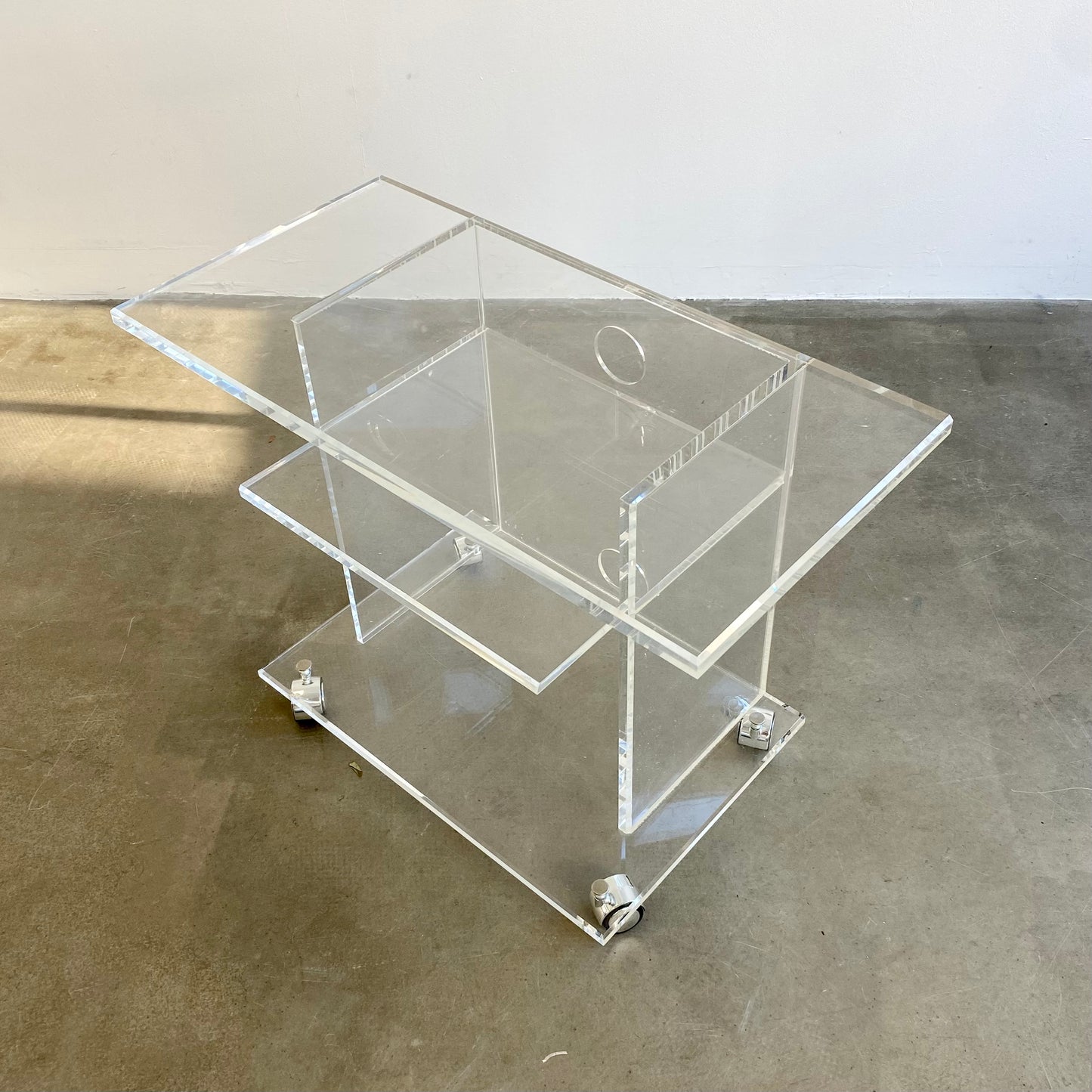 plexiglas-trolley-tv-platenspeler-meubel