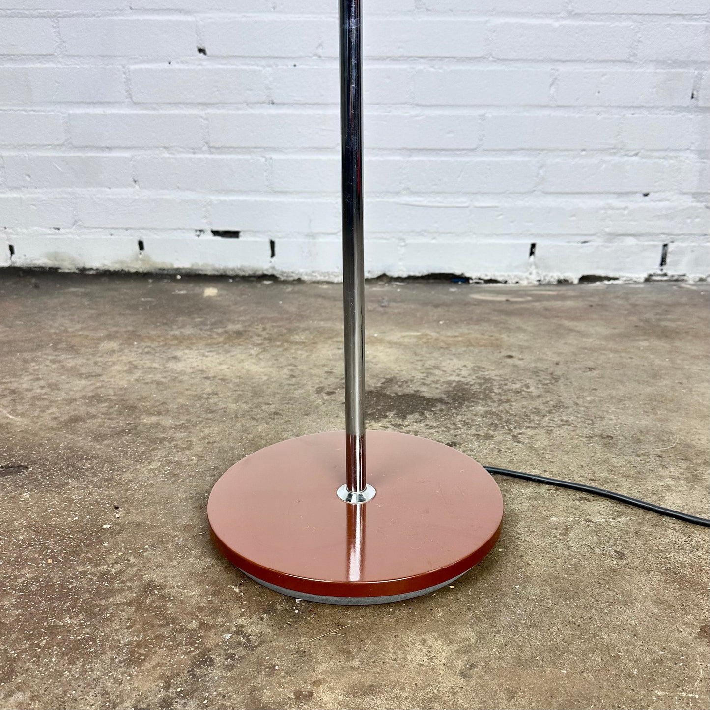 chocolate-brown-dbgm-floorlamp-vintage