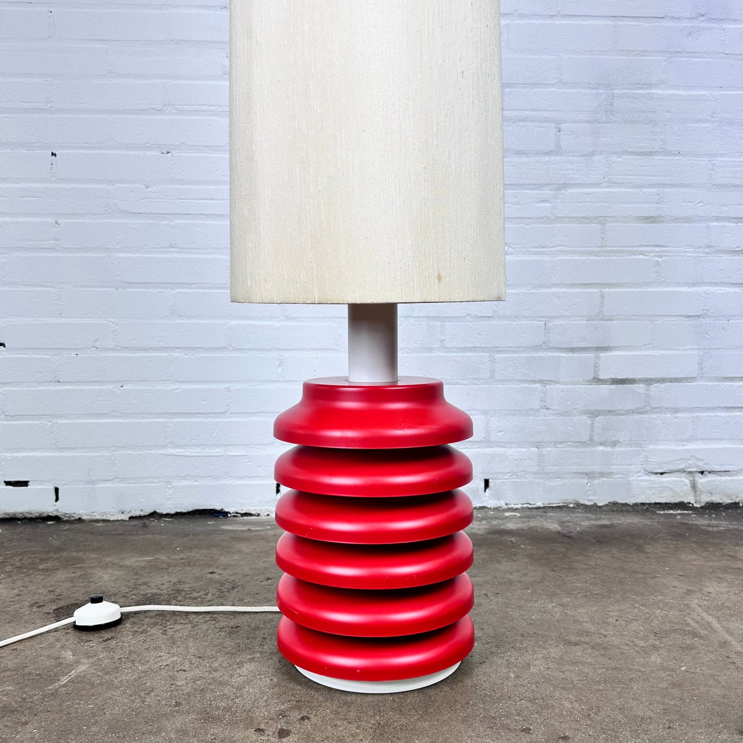 Vintage XL red floor lamp