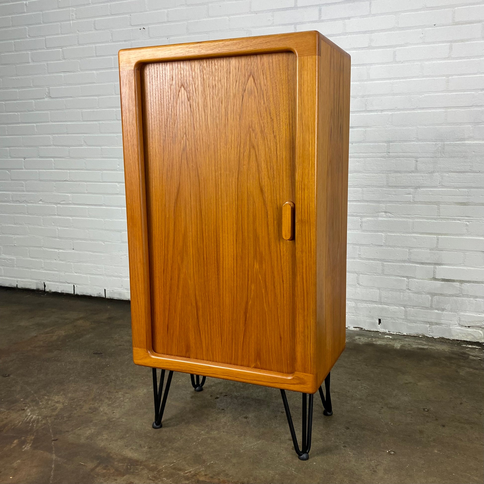 vintage-highboard-cabinet-from-dyrlund