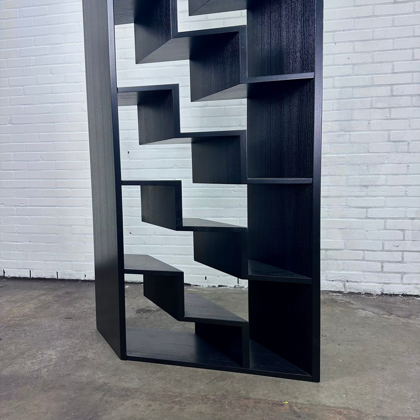 wall-cabinet-cupboard-in-black