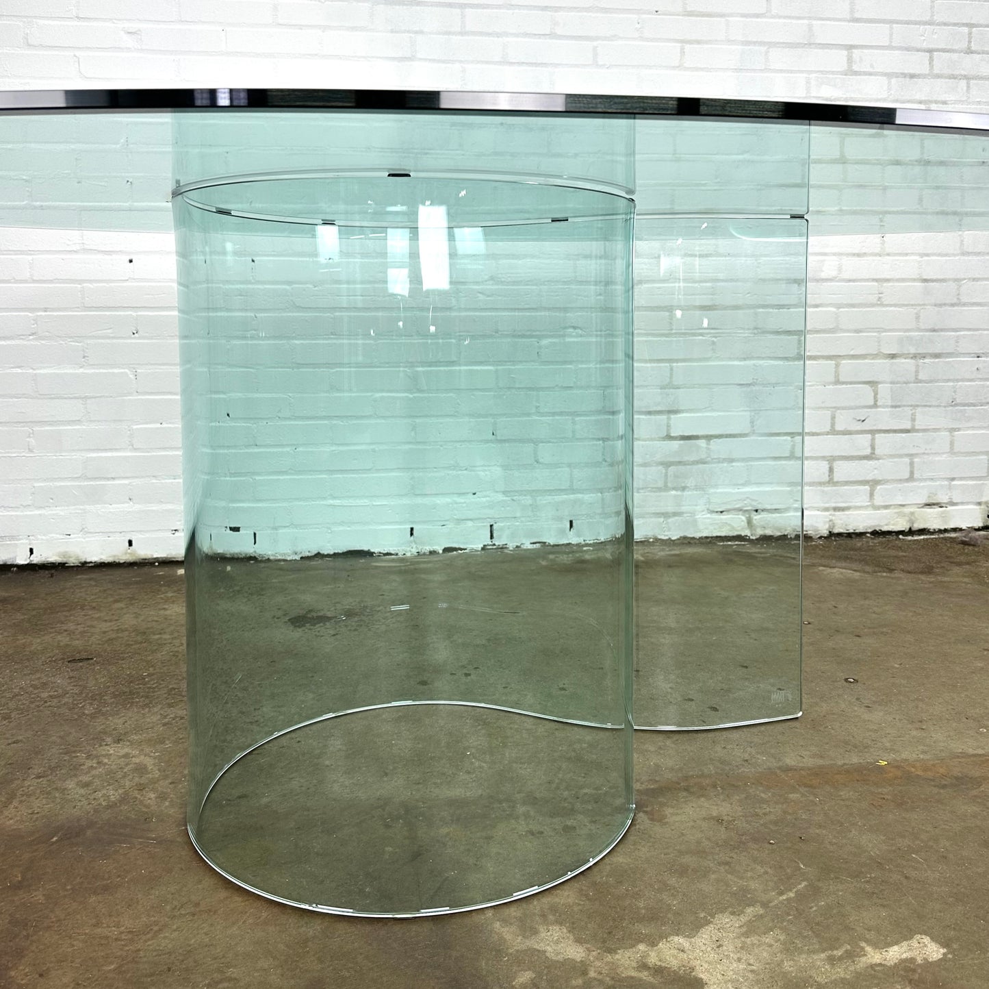 Papiro glass dining table by Fiam Italy