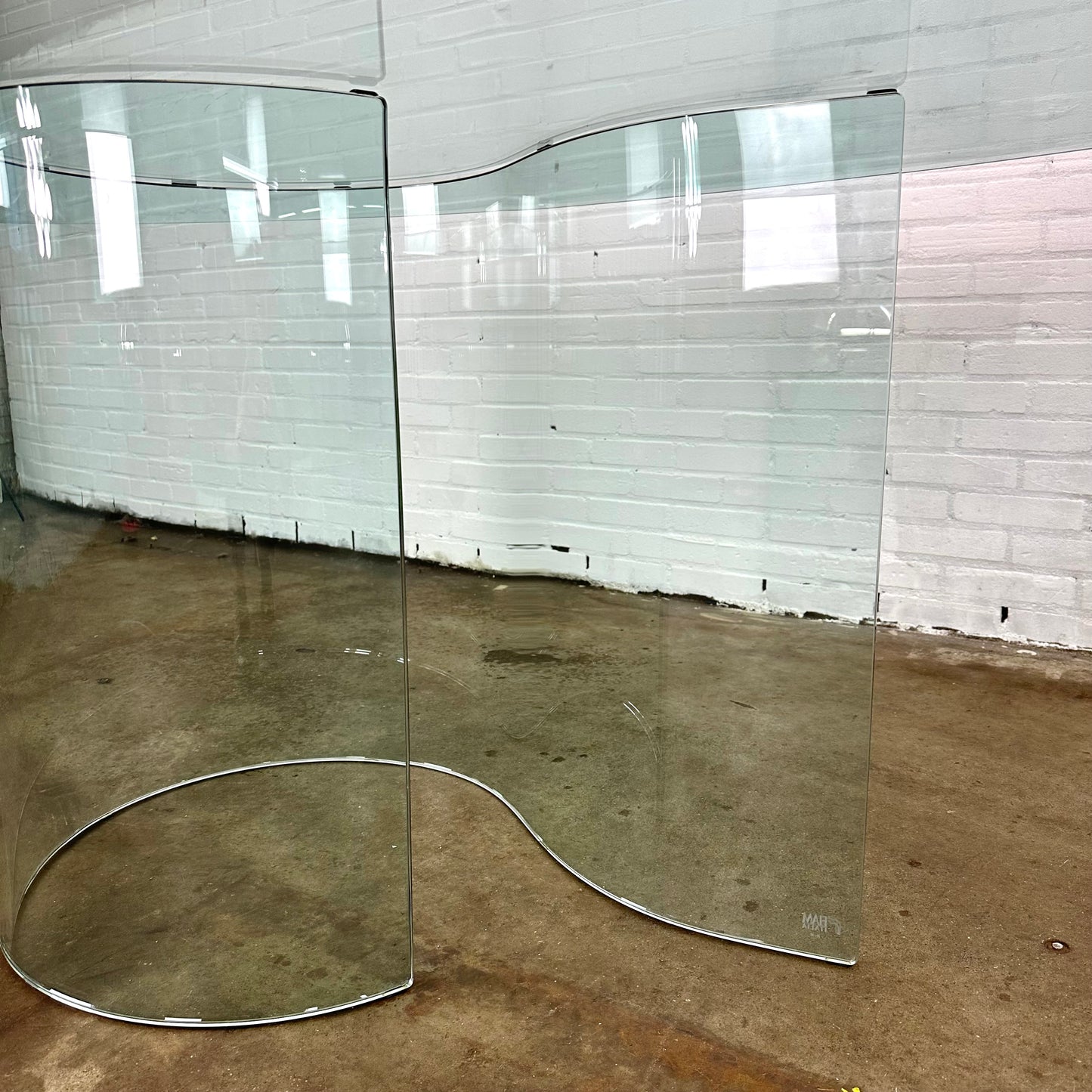 Papiro glass dining table by Fiam Italy