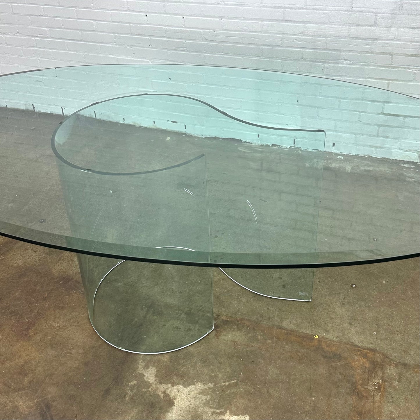 Papiro glass dining table by Fiam Italy