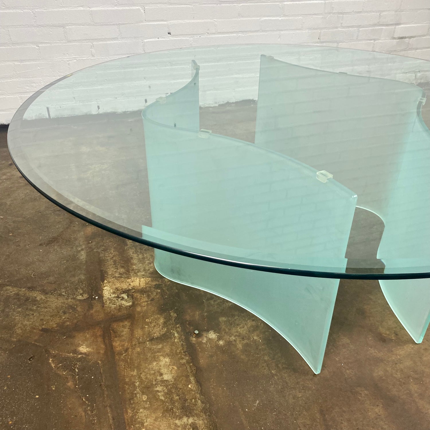 glass-coffee-table-with-wave-legs-design-vintage