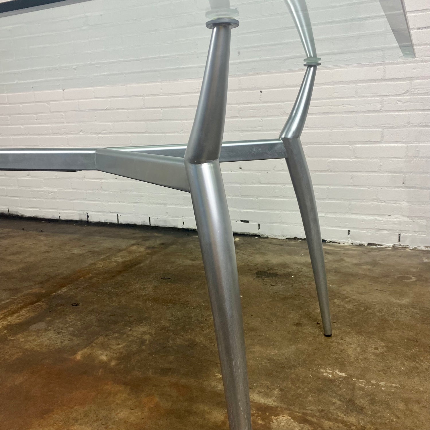 glass-dining-table-with-metal-base-knut-hesterberg