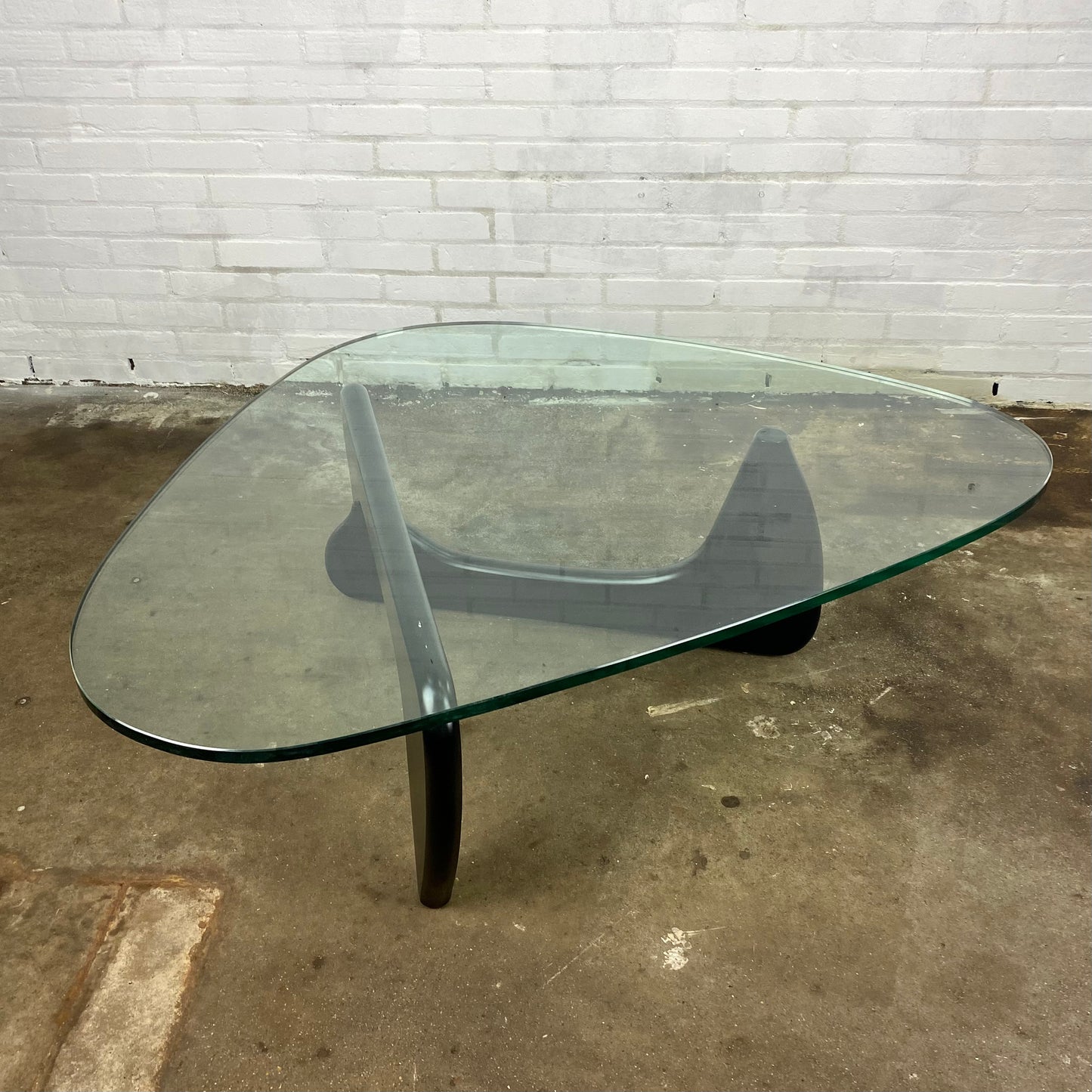 noguchi-coffee-table-vitra