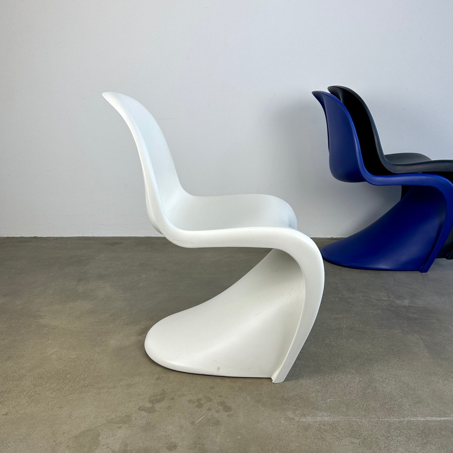 the-white-panton-chair-for-vitra