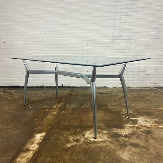 glass-dining-table-with-metal-base-knut-hesterberg