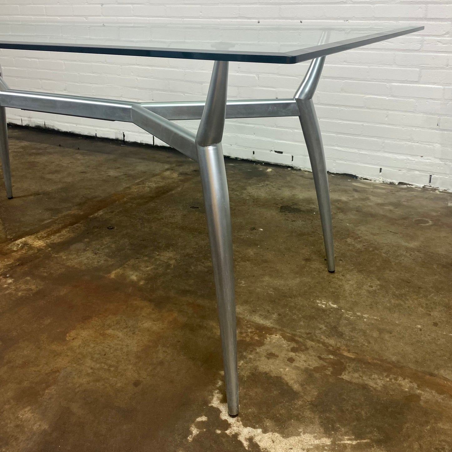 glass-dining-table-with-metal-base-knut-hesterberg