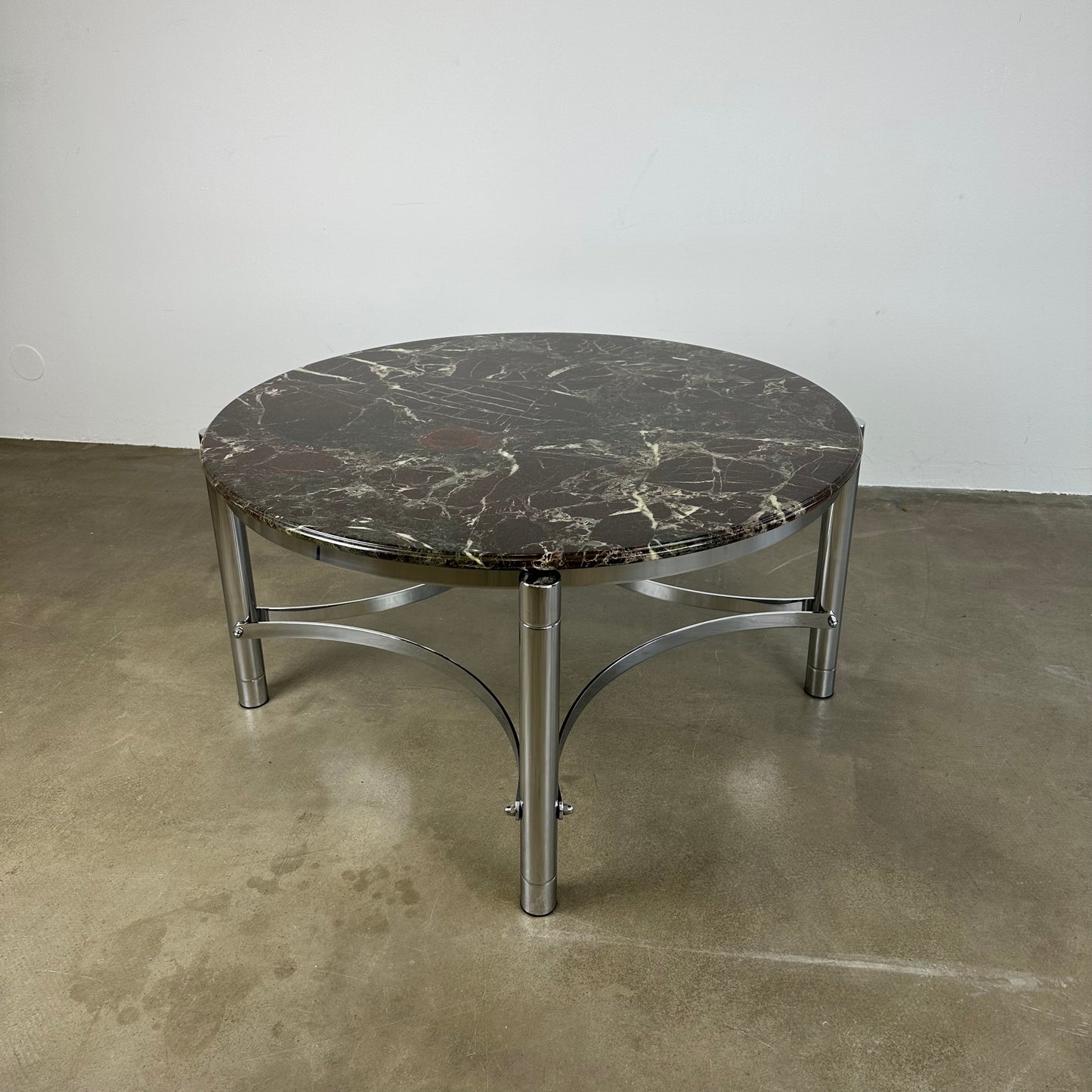 Coffee table red marble