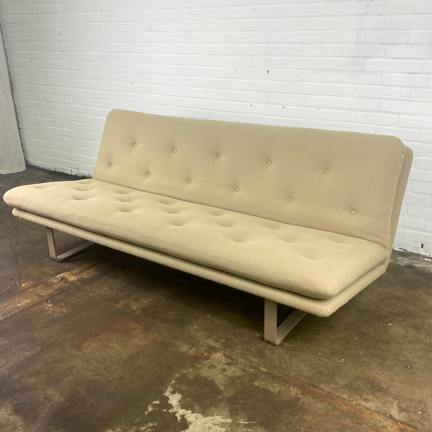 kho-liang-le-artifort-sofa-beige