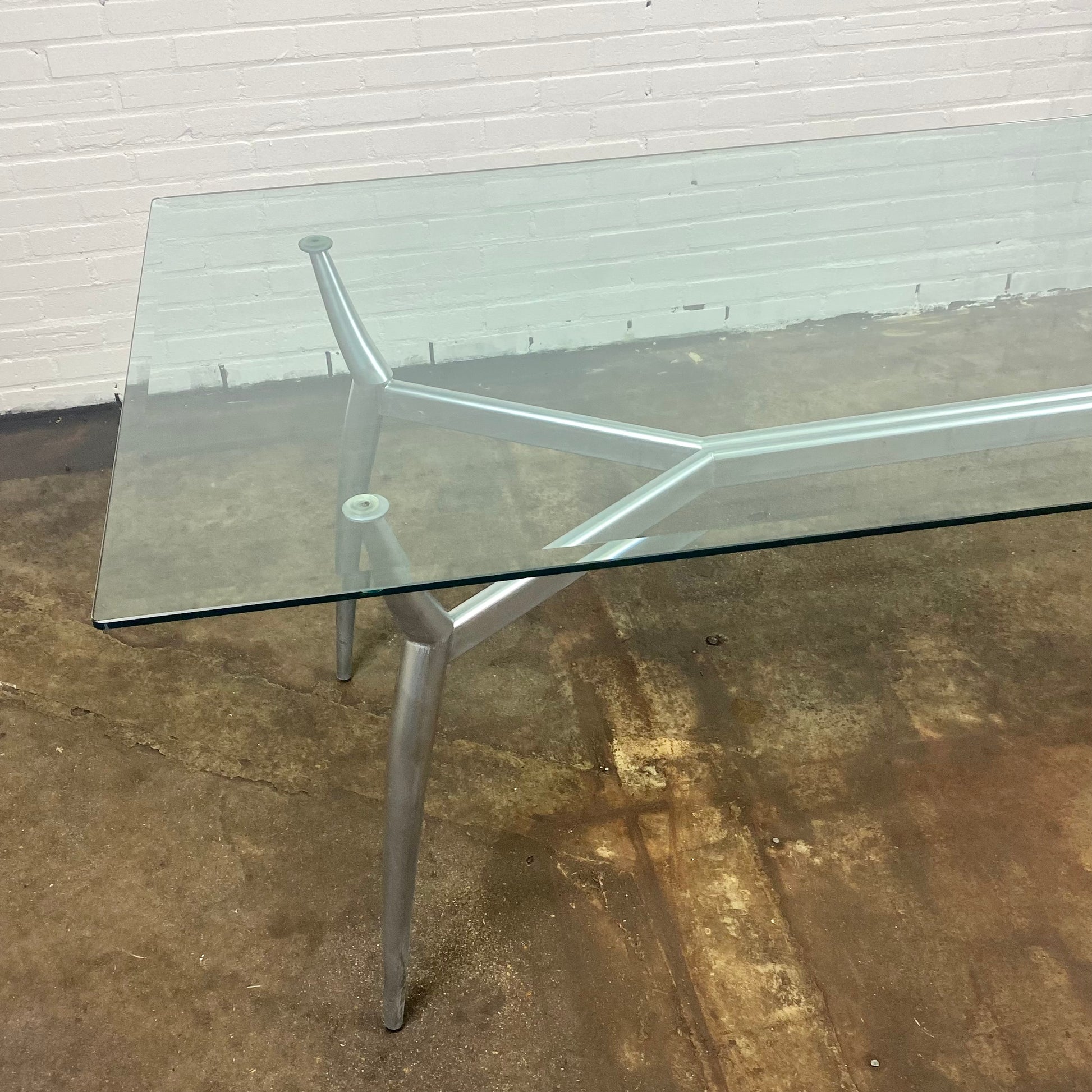 glass-dining-table-with-metal-base-knut-hesterberg