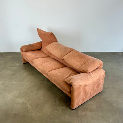 Peach Cassina Maralunga sofa by Vico Magistretti